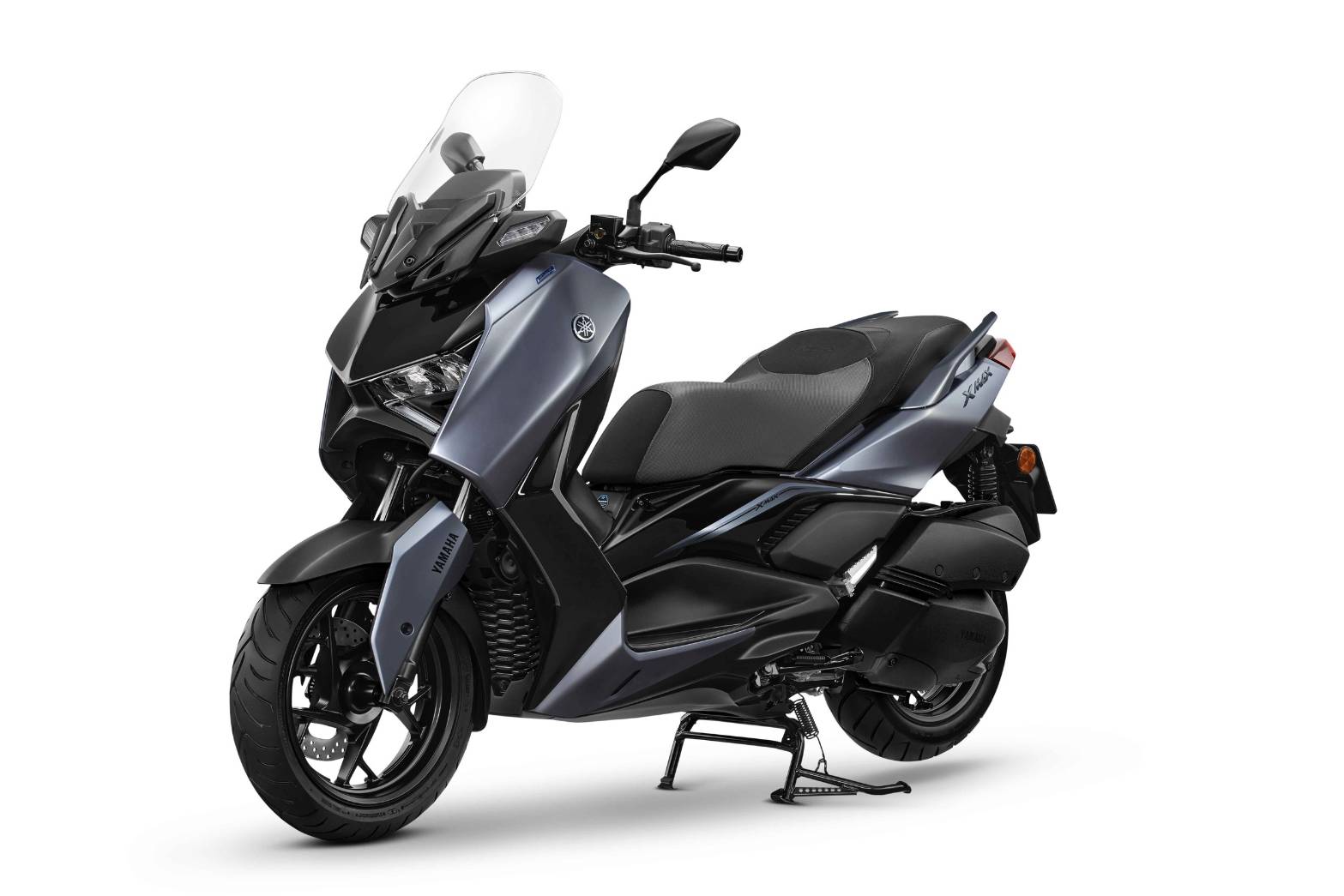 NEW XMAX CONNECTED… Follow the MAX MY PREMIUM SPORT, MY PRIDE…MY XMAX หนึ่งเดียวต้อง MAX…