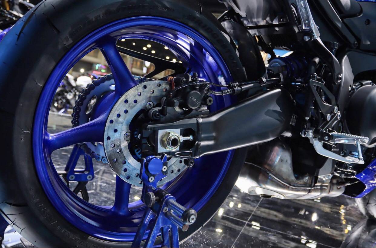 Yamaha YZF-R9 สุดยอดซูเปอร์สปอร์ตตระกูล R-Series