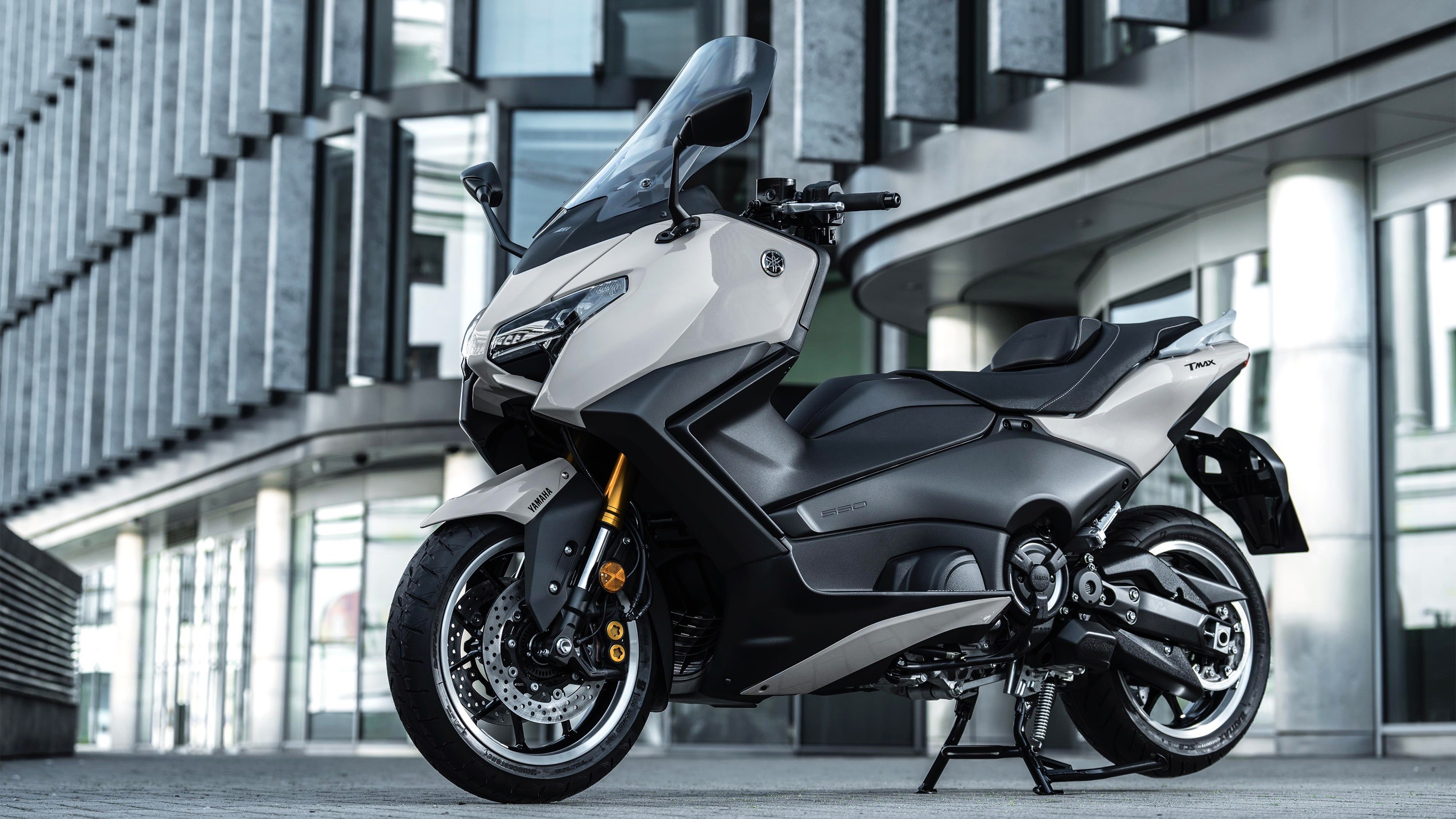 New YAMAHA TMAX 2025