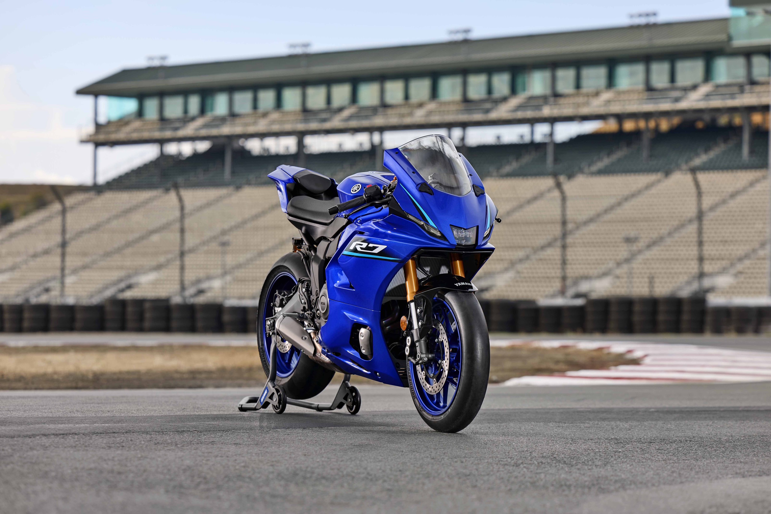 New YAMAHA YZF-R7 2026 ถ่ายทอด Race-Bred DNA จากสนามแข่ง สู่ซูเปอร์สปอร์ตคลาสกลางที่เข้าถึงได้จริง