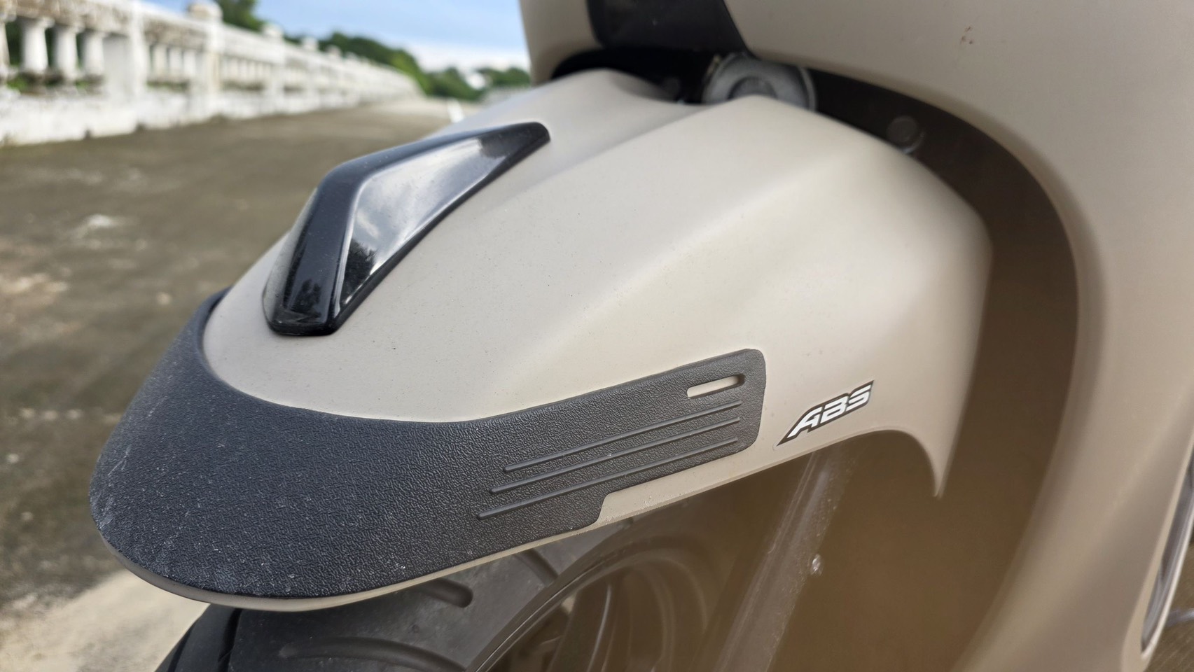 YAMAHA GRAND FILANO HYBRID SPECIAL EDITION OUTDOOR FASHION