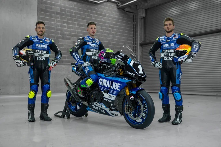 YAMALUBE สุดยอดน้ำมันเครื่องสนับสนุนแฟคทอรี่ทีมลงแข่งในภายใต้สังกัด YAMALUBE YART YAMAHA EWC Official Team ลุยศีกเวิลด์เอ็นดูรานซ์